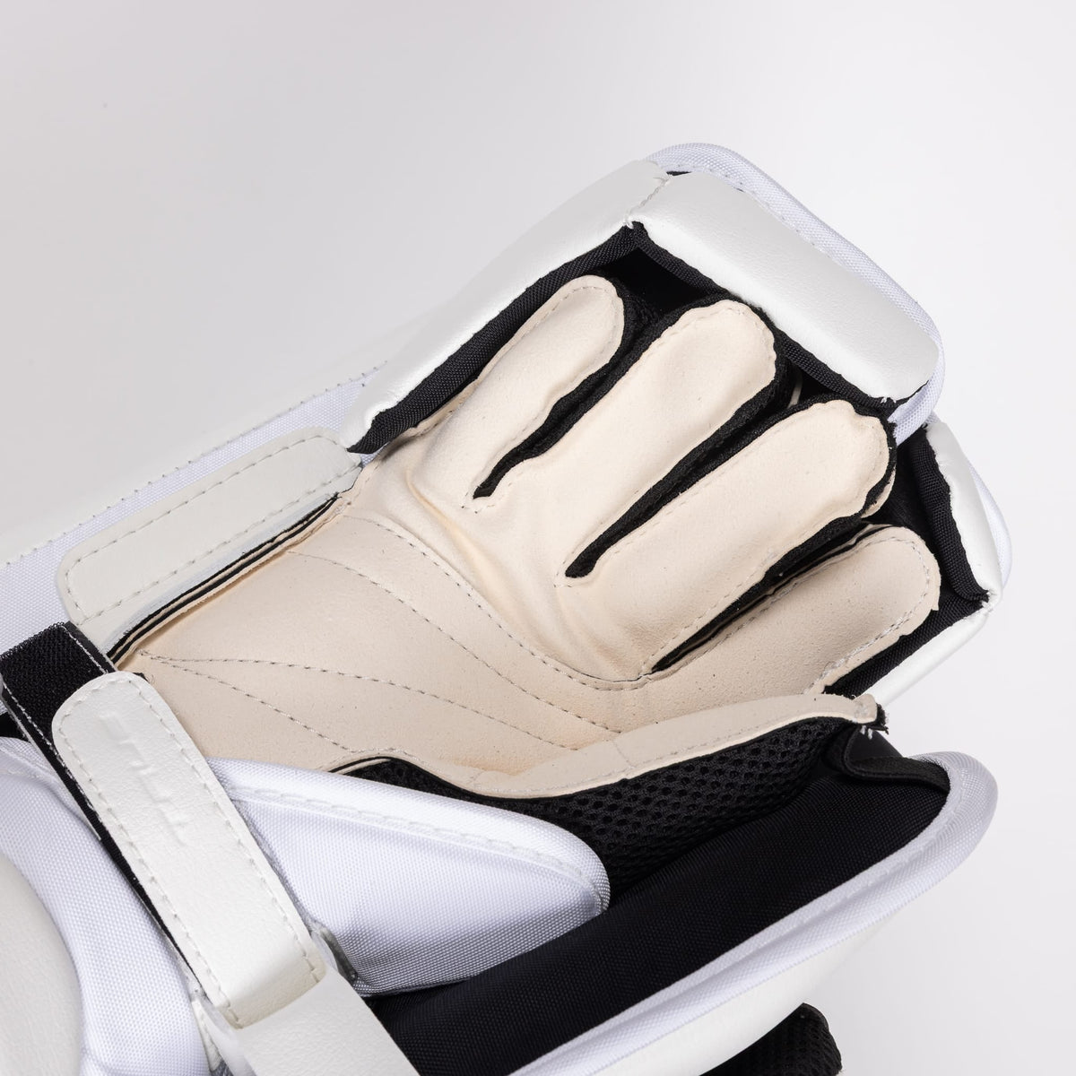 True Catalyst Nitro Goalie Blocker - Senior