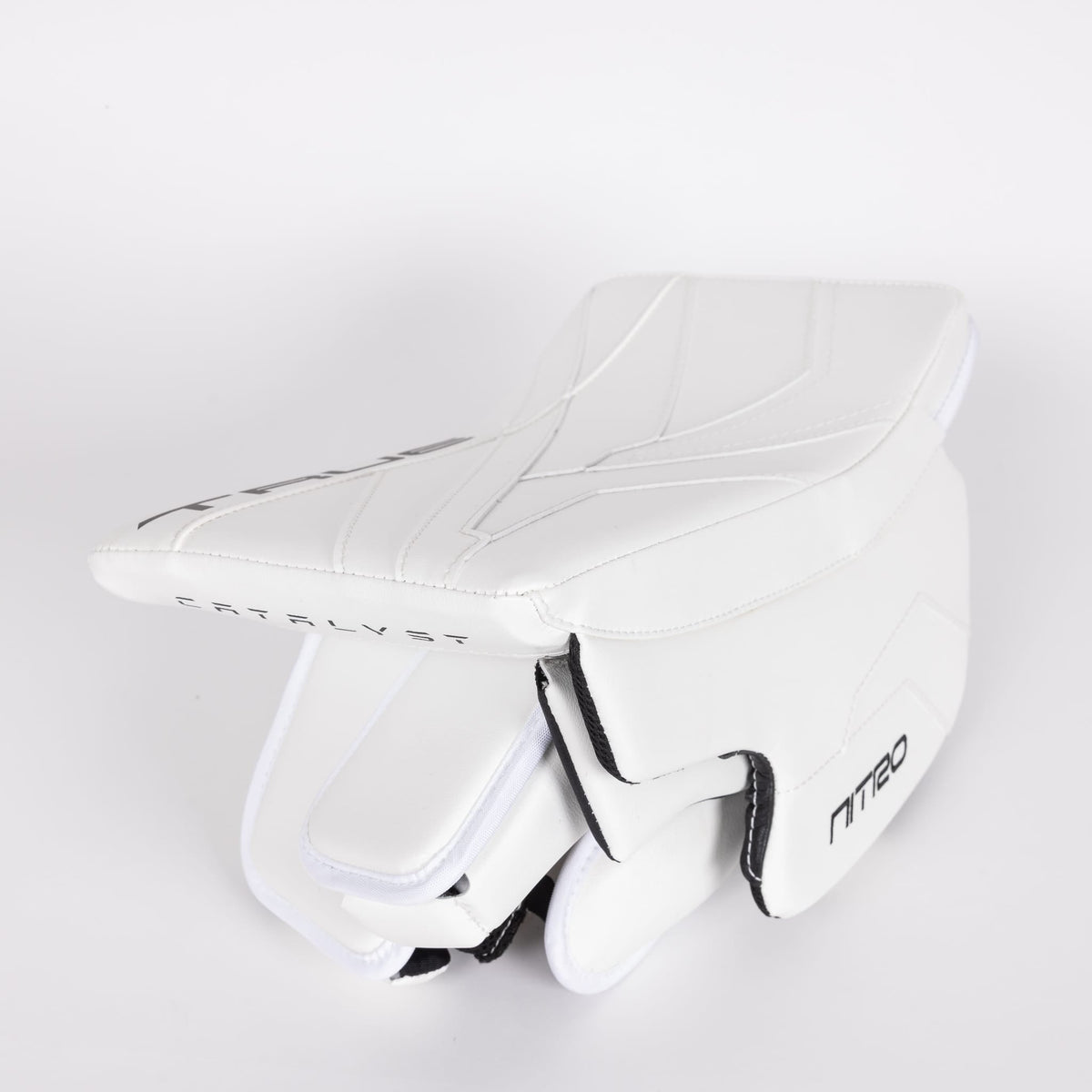 True Catalyst Nitro Goalie Blocker - Senior