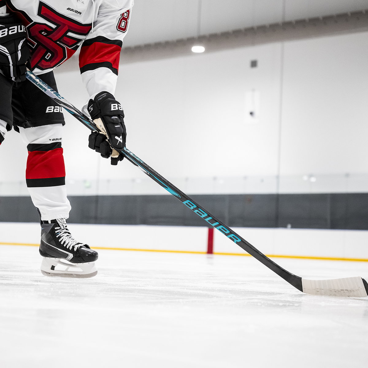 Bauer Supreme F50 Pro Grip Hockey Stick - Intermediate detail 3