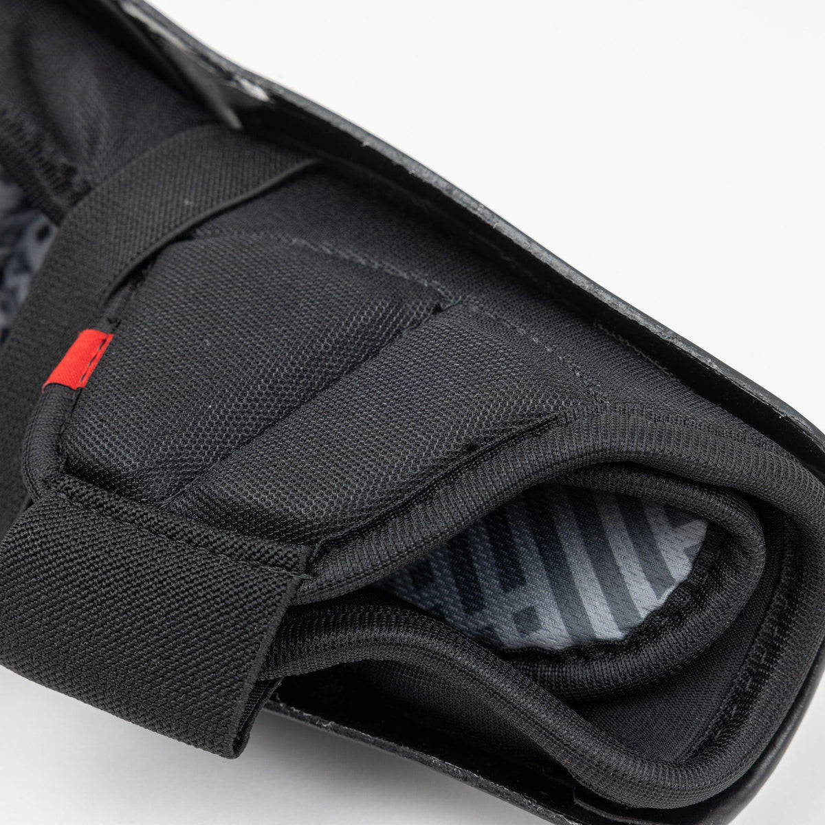 Warrior Rise Youth Hockey Shin Guards