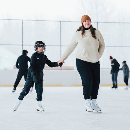 Jackson Ultima Artiste JA figure skates on ice