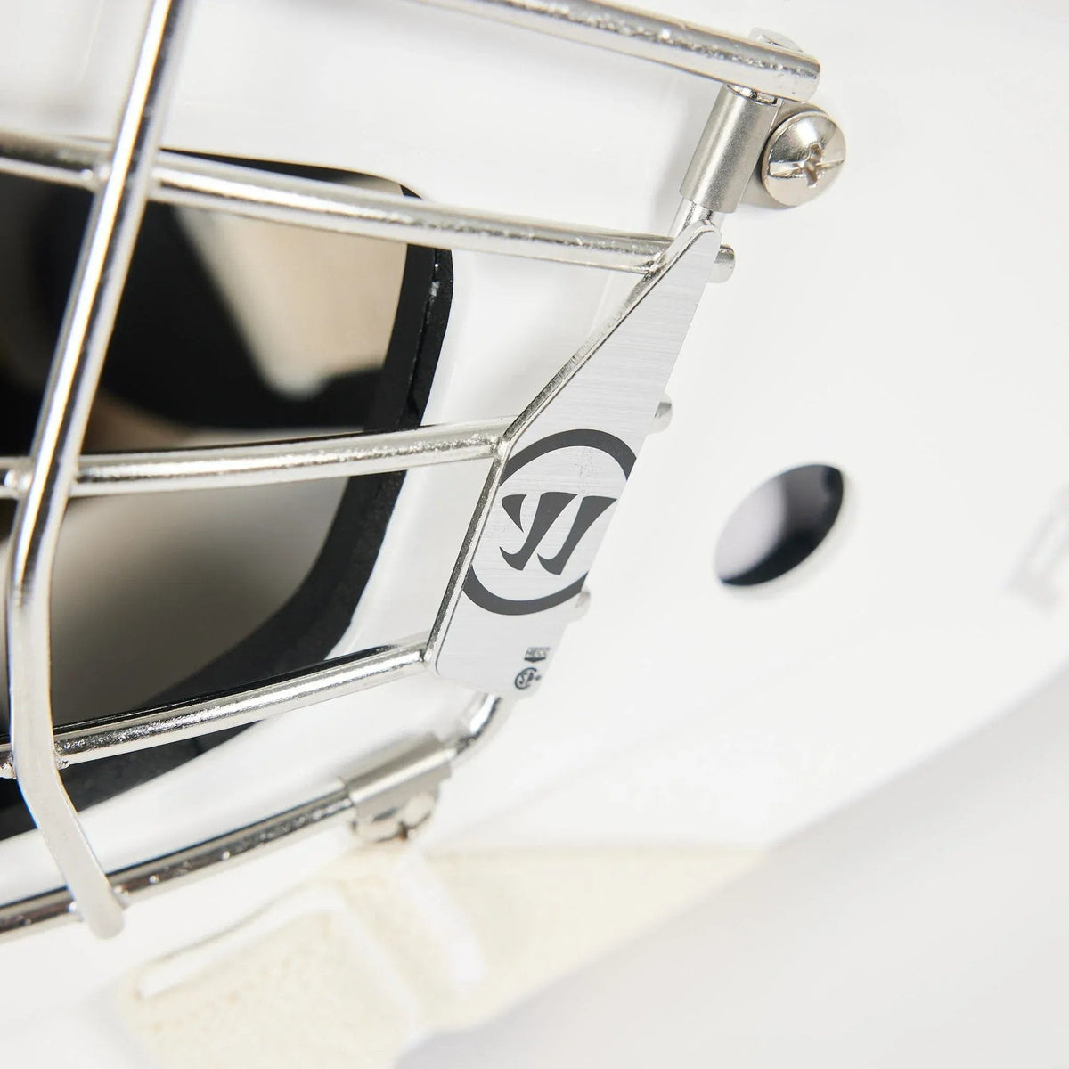 Warrior Ritual F2 E Junior goalie mask — alternate view 4