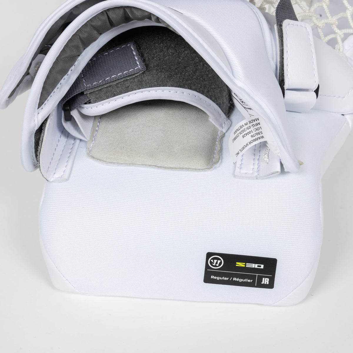 Warrior Alpha S30 Junior goalie catcher — alternate view 13